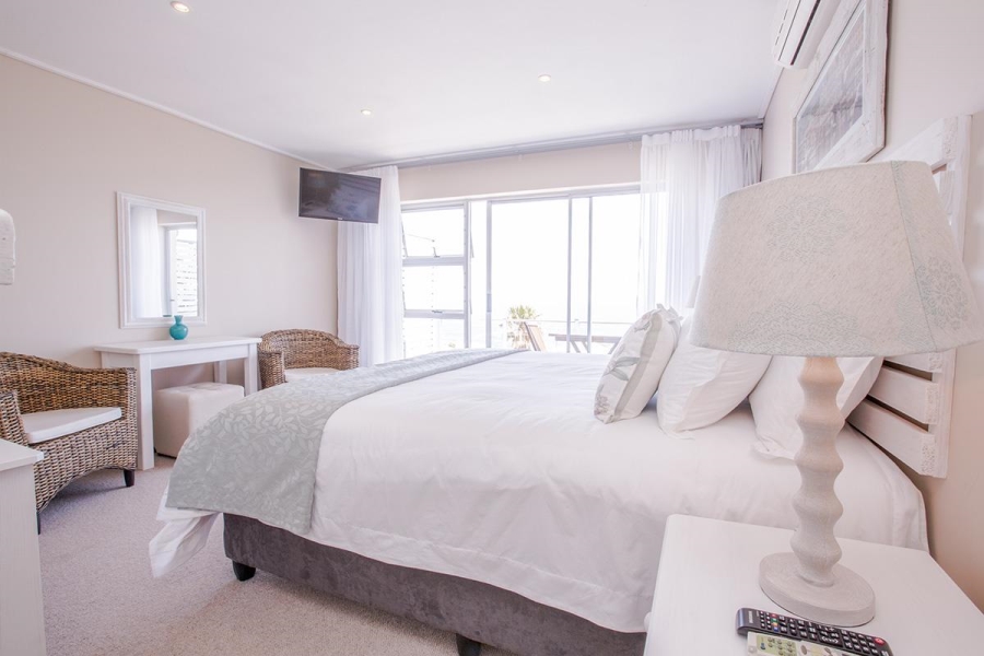 6 Bedroom Property for Sale in Camps Bay Western Cape